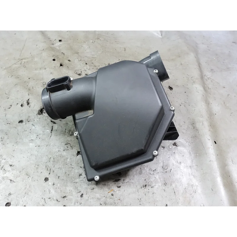 2016-2020 BMW F80 M3 F82 M4 S55 Right Passenger Air Filter Housing Bank 1 OEM
