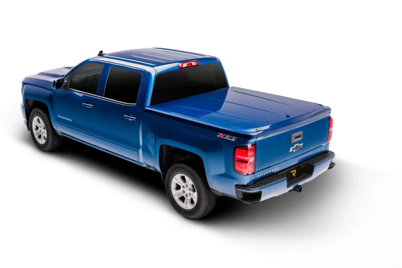 UnderCover 11-17 Ram 1500 (w/o Rambox) 5.7ft Lux Bed Cover – Deep Cherry Red