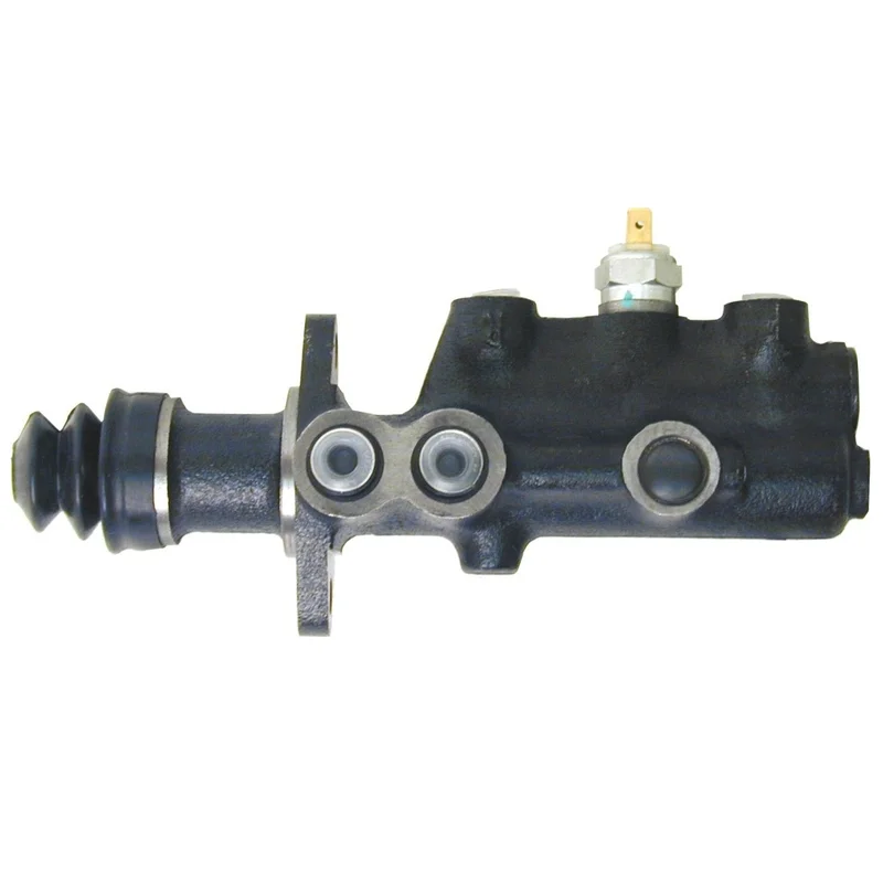URO Parts 91135501202 – Brake Master Cylinder