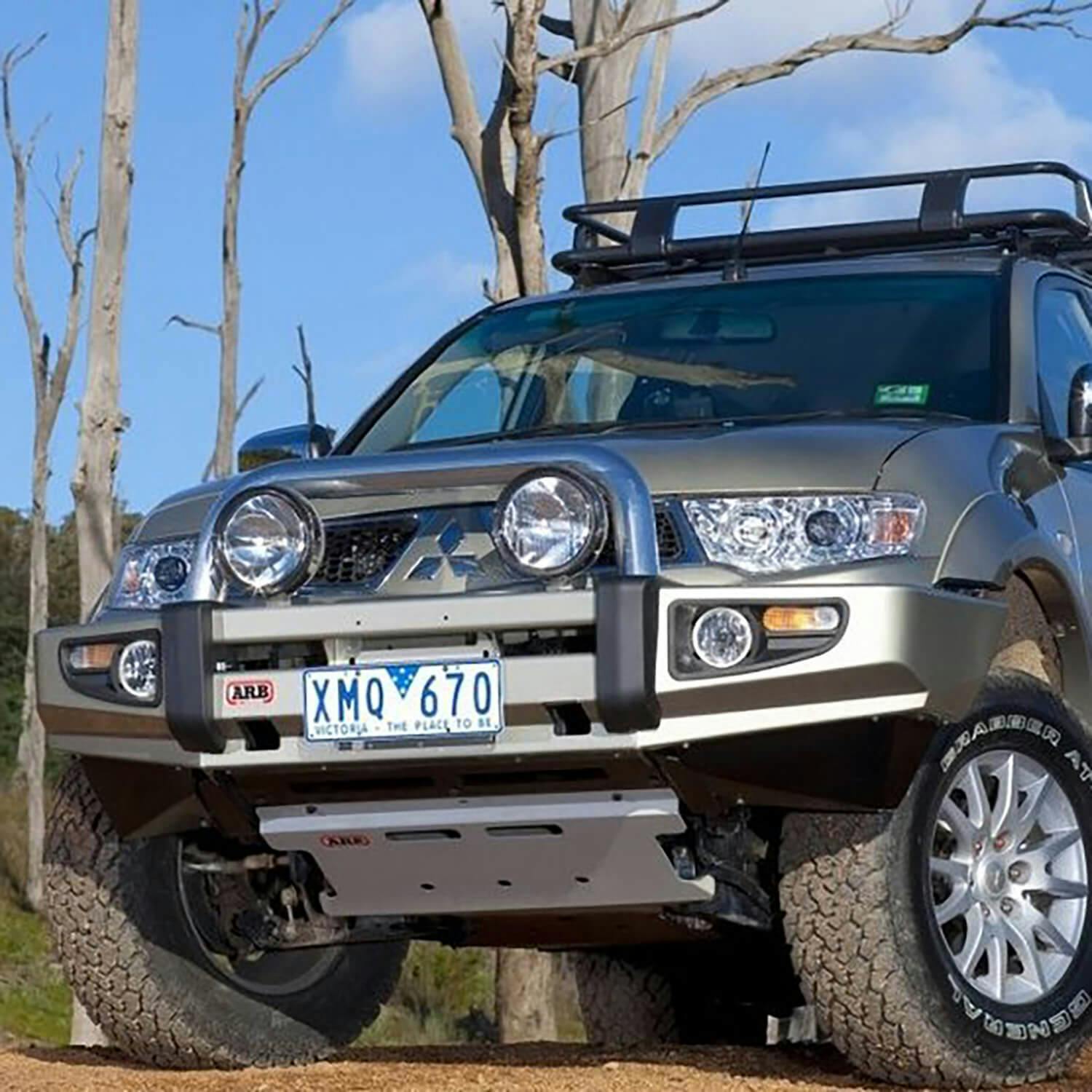 ARB, USA 3935300 Sahara Deluxe Bumper