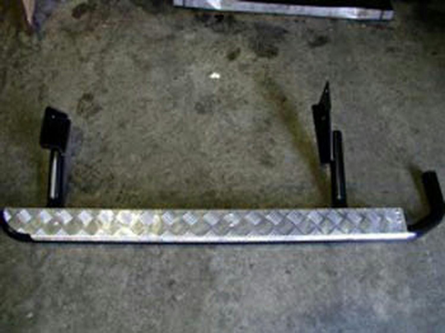 ARB, USA 4413260 Deluxe Side Step Section
