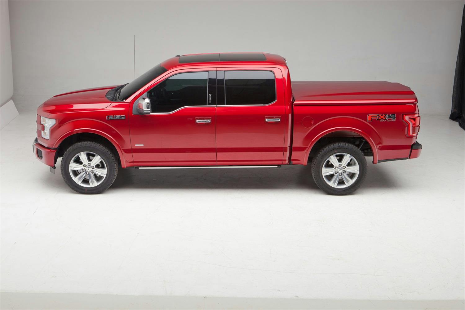 UnderCover UC1128L-GPA Elite LX 14-18 (19 Legacy) Silverado 1500/15-19 2500HD/3500HD 6'6" - GPA