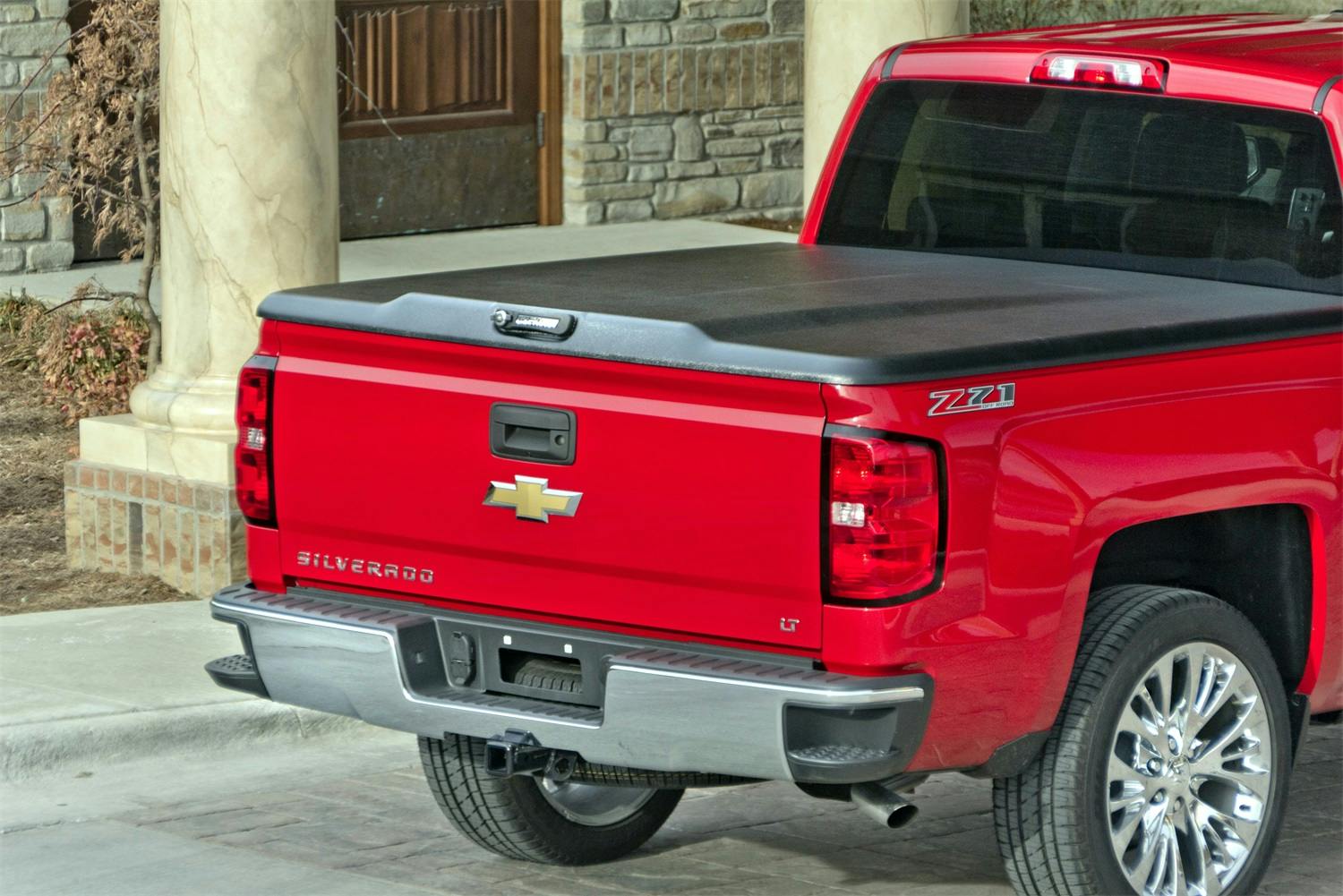 UnderCover UC1128 Elite 14-18 (19 Legacy) Silverado 1500/15-19 2500HD/3500HD 6'6"