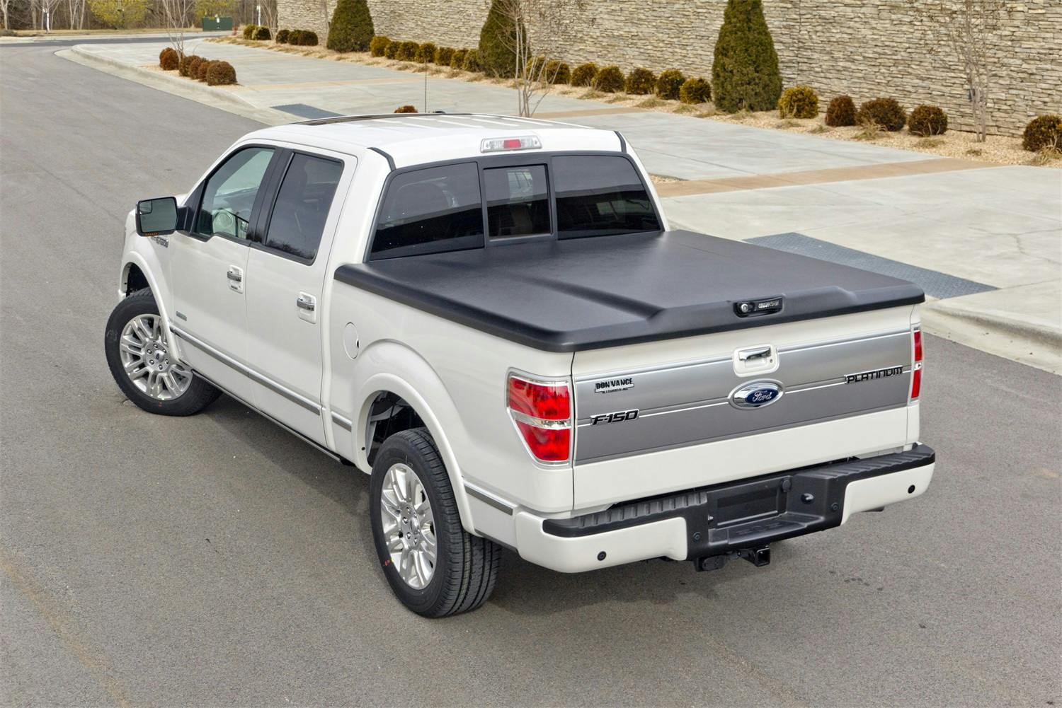 UnderCover UC2158 Elite 15-20 F150 5'7" - Blk Txt