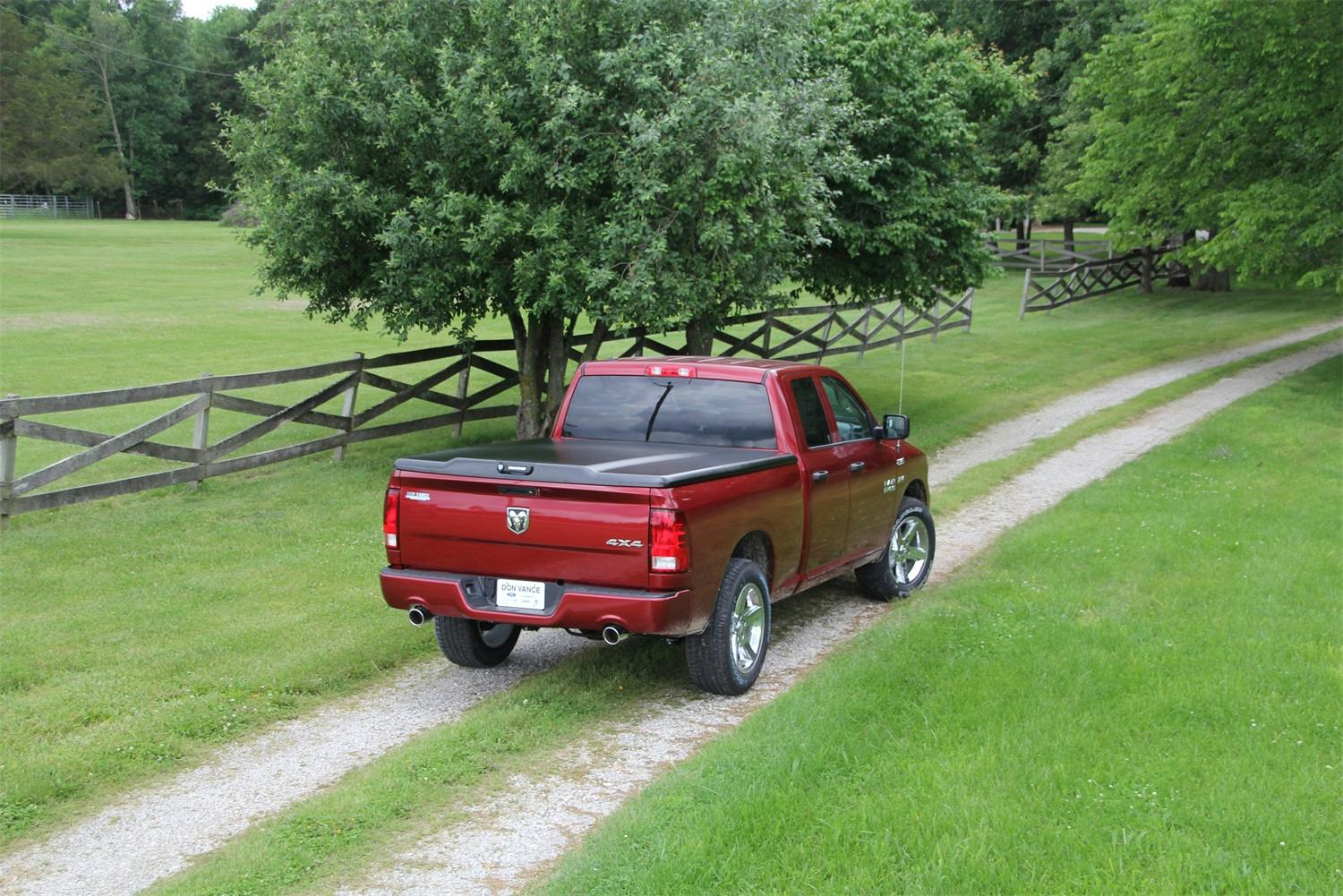 UnderCover UC3078 Elite 09-18 (19-23 Classic) Ram 1500/10-23 2500/3500 6'4" SRW w/o RamBox-BlkTxt