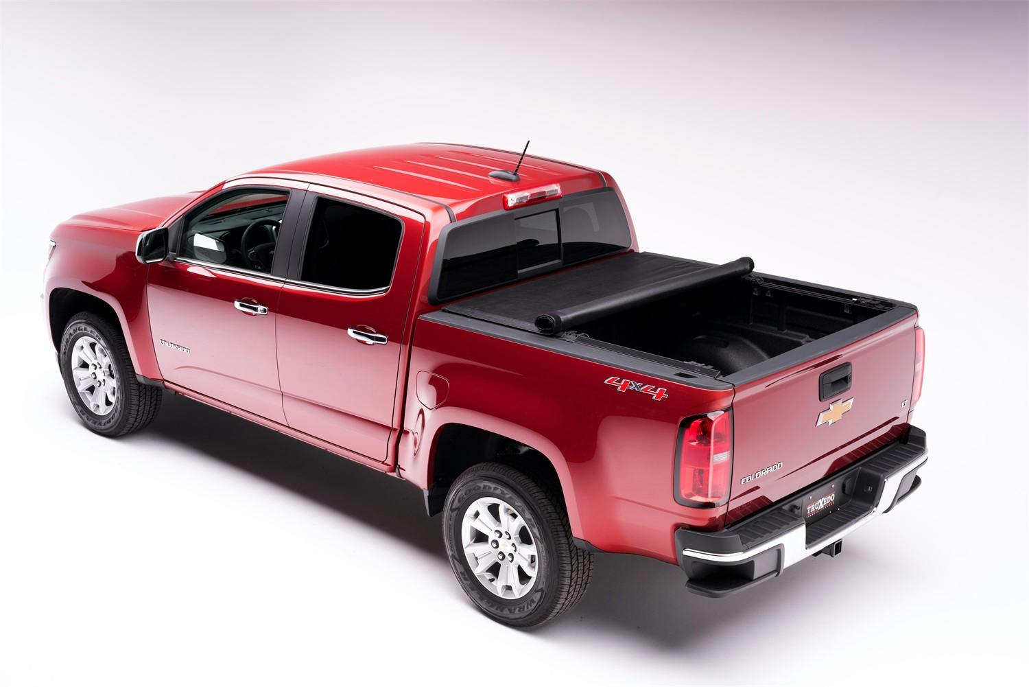 TruXedo 756001 Deuce - 16-23 Tacoma 5' w/ or w/out Trail Special Edition Storage Boxes