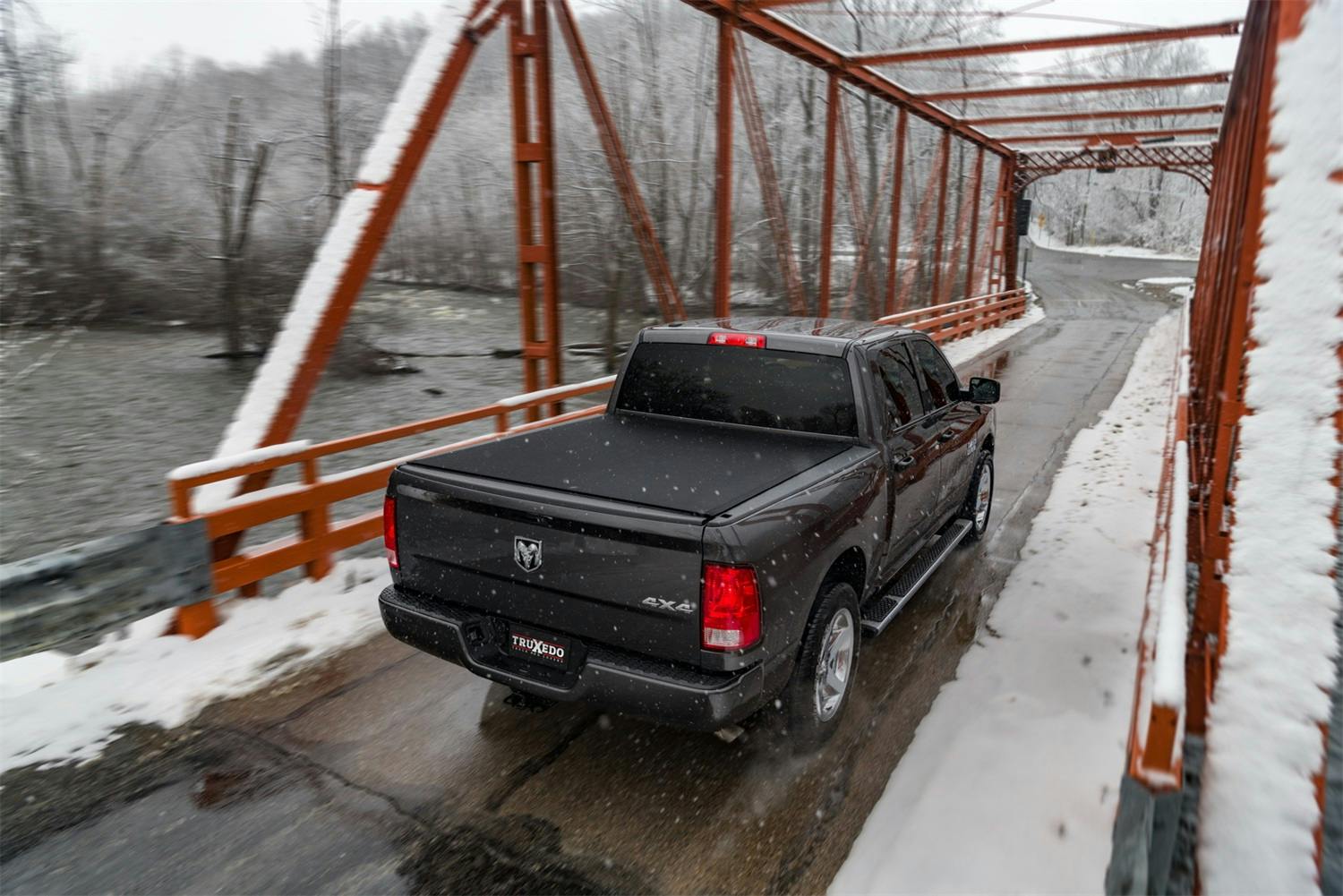 TruXedo 1586916 Sentry CT - 19-27 (New Body Style) Ram 1500 6'4" w/o RamBox w/o MultifunctionTG