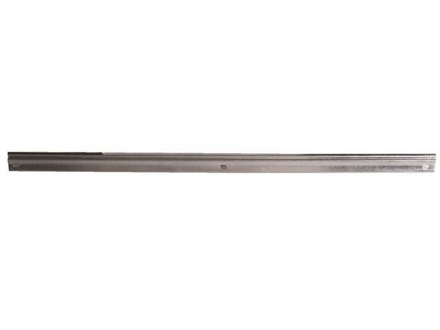 Rocker Molding Retainer, reproduction