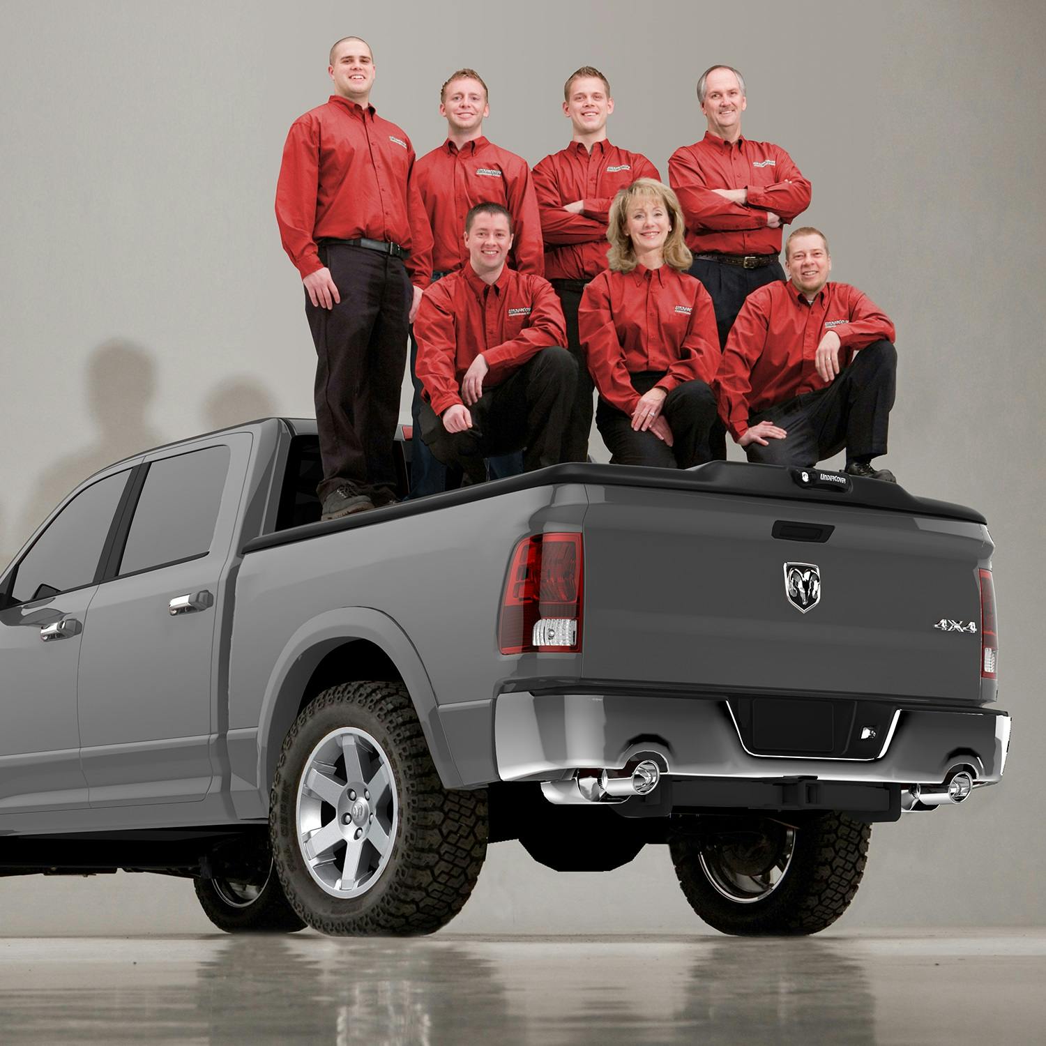 UnderCover UC1178 Elite 19 (New Body Style)-26 Silverado 5'9" w/out Multi-Flex Tailgate - Blk Txt
