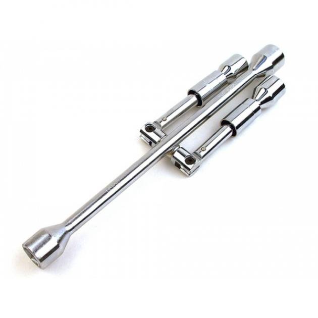 Chevy & GMC Truck 4-way Folding Lug Wrench