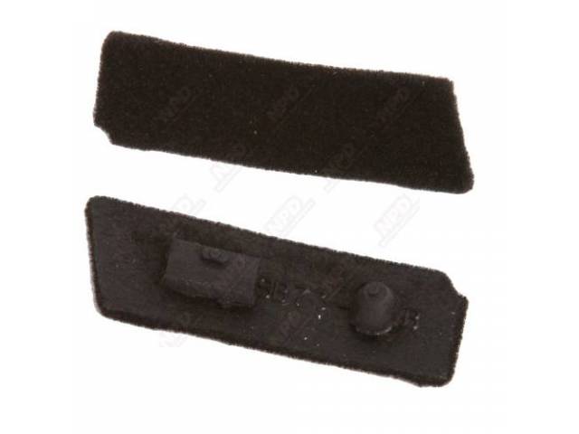 Seal, Door End, Seal Goes At The End Of The Door At The Top, 1 1 / 2 Inch Long, Has Two Rubber Nipples That Attach To The Door Frame