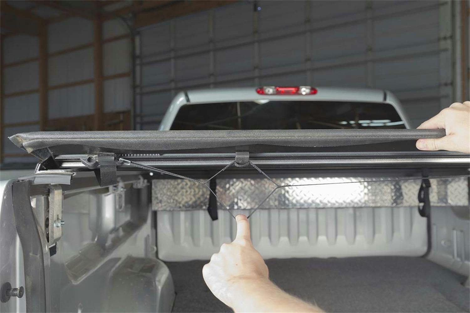 ACI 61399 ACCESS Tool Box Edition Tonneau Cover